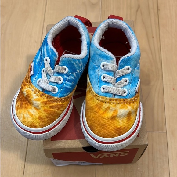 Vans Other - Vans Kids Tie-Dye Sneakers - size 4
